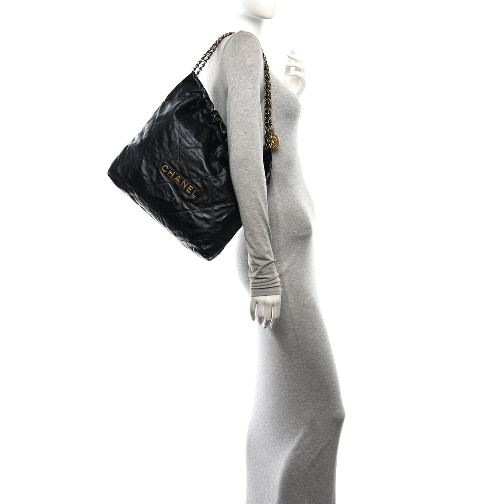 Shiny Calfskin Quilted Chanel 22 Black
