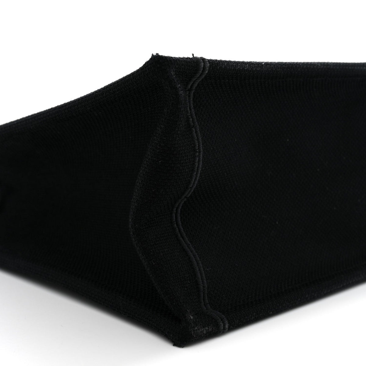 Canvas Embroidered Medium In Cold Blood Book Tote With Strap Black Multicolor
