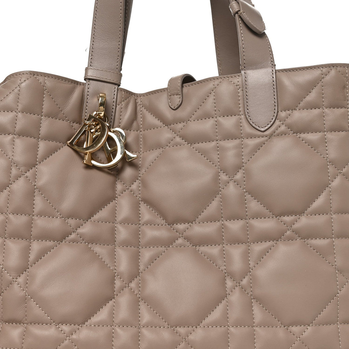 Calfskin Macrocannage Large Toujours Stone Grey