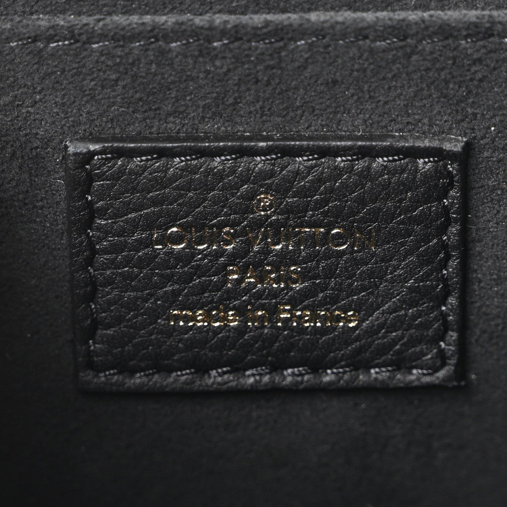 Grained Calfskin Lockme Chain Bag PM Black