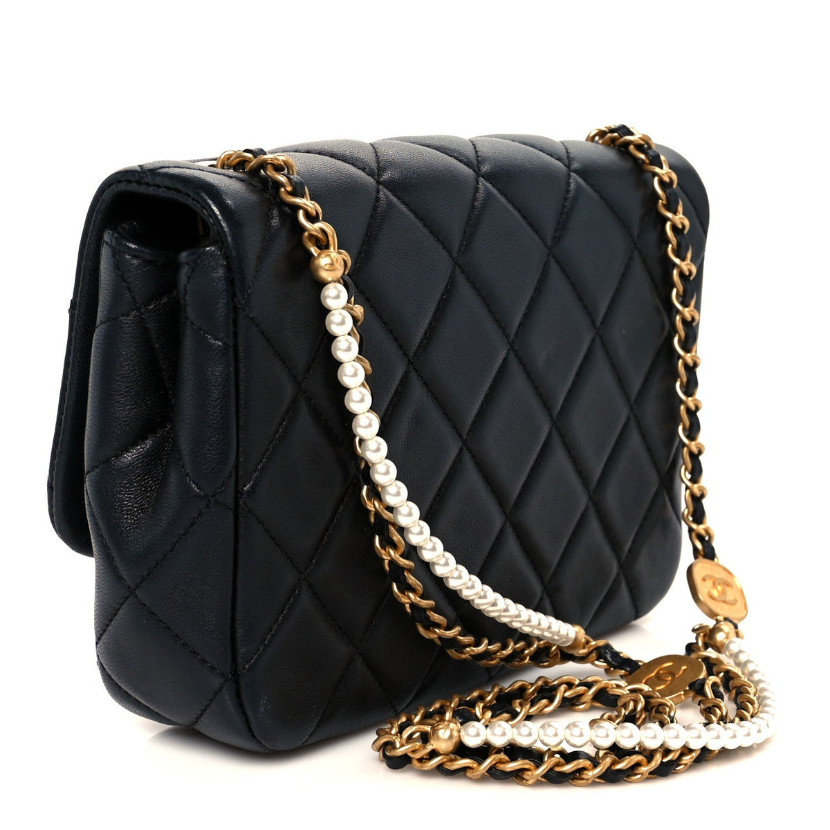 Lambskin Quilted Pearl Medallion Flap Black