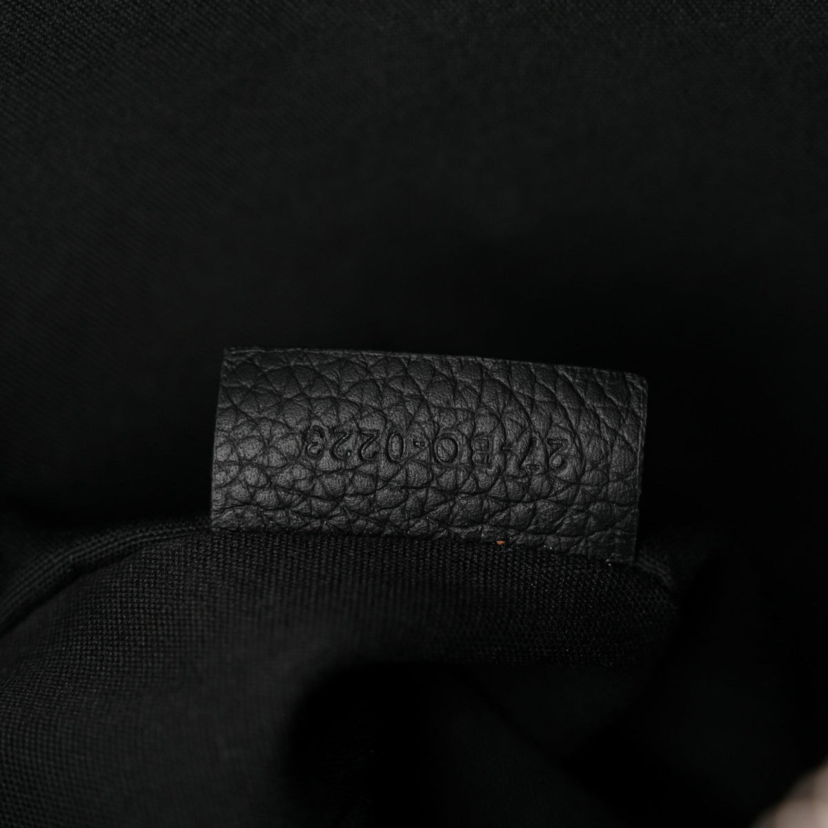Oblique Saddle Triple Pouch Black