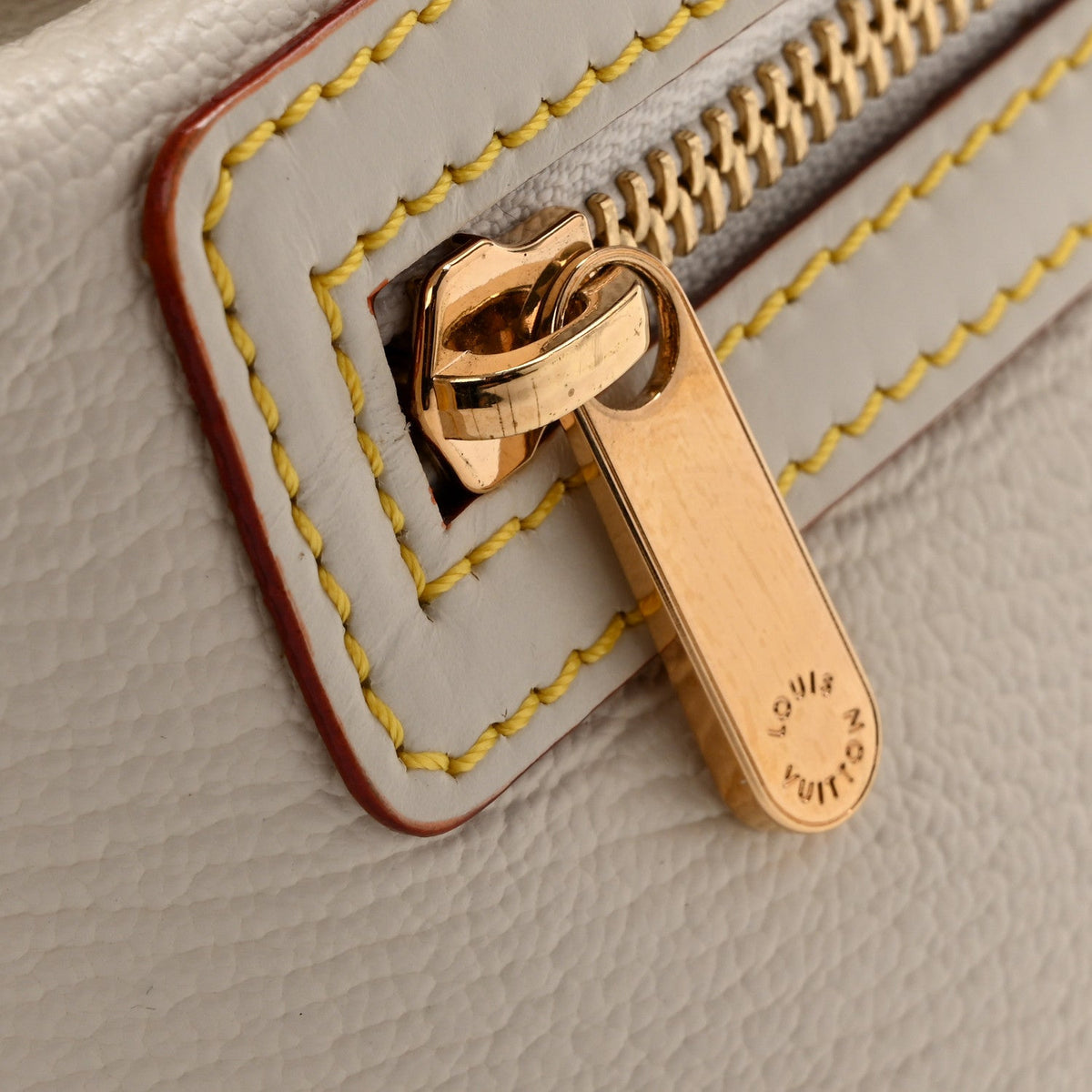 Suhali L'Ingenieux PM  White