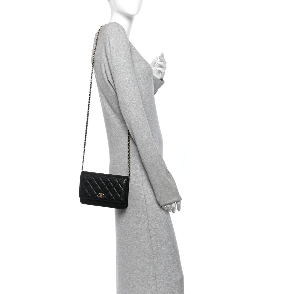 Caviar Quilted CC Turnlock Wallet On Chain WOC Black
