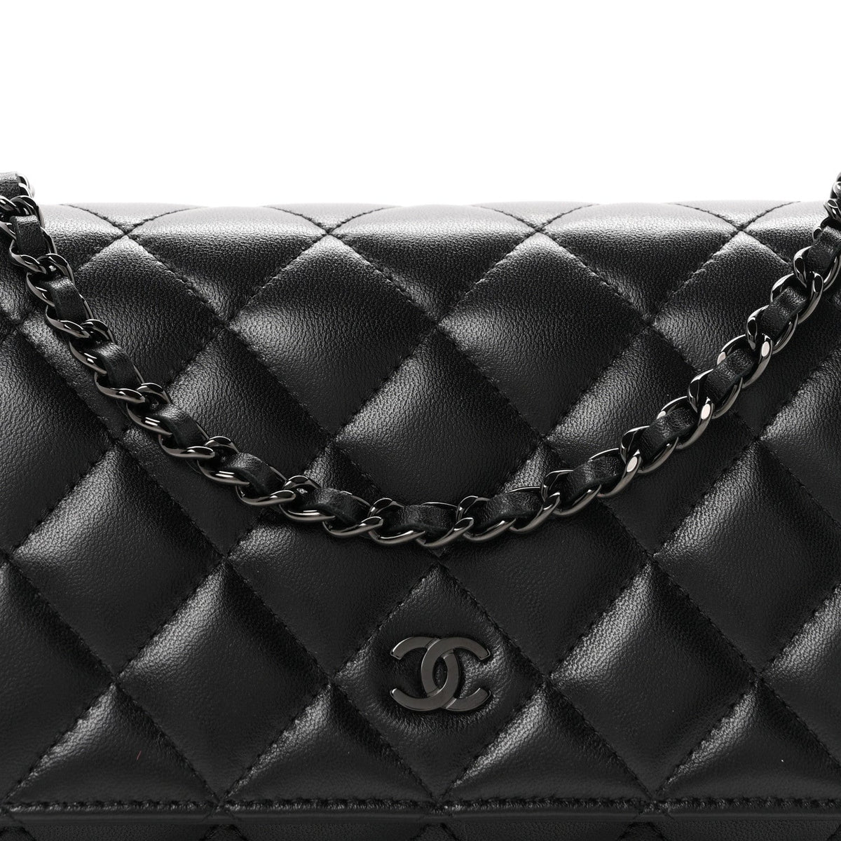 Lambskin Quilted Wallet On Chain WOC So Black