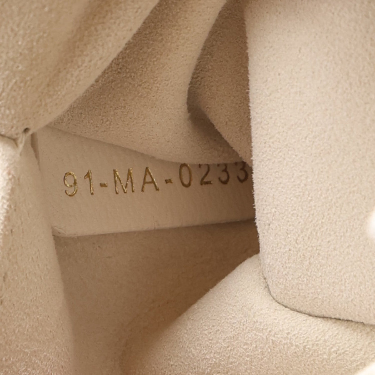 Lambskin Cannage CD Lounge Bag Latte