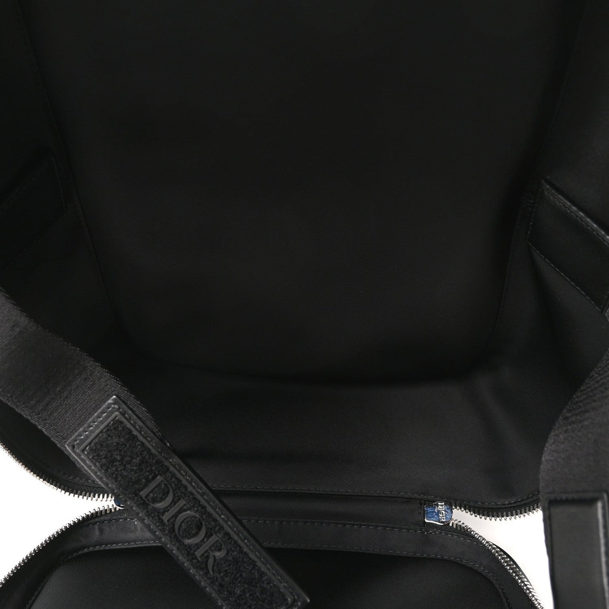 Calfskin Oblique Galaxy Perforated World Tour Pelle Sling Black