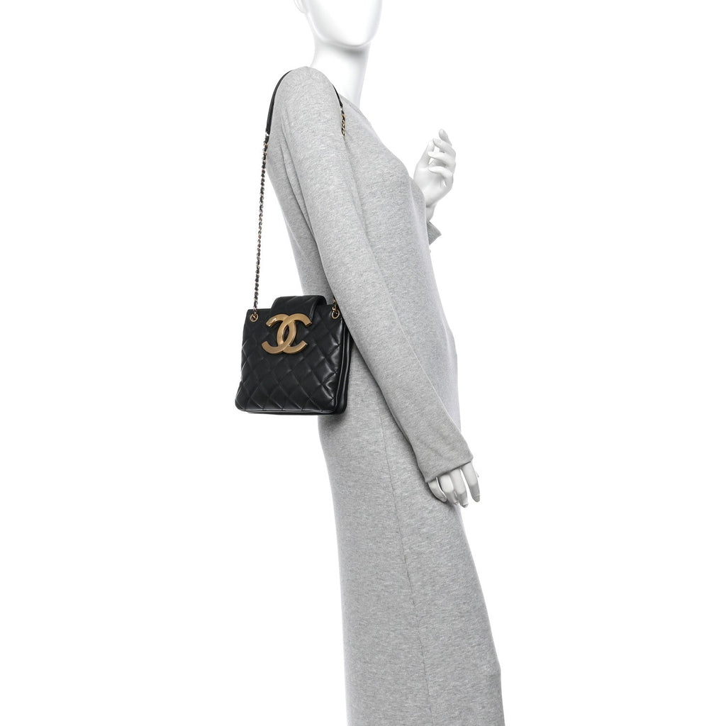 Lambskin Quilted Giant CC Shoulder Bag Black