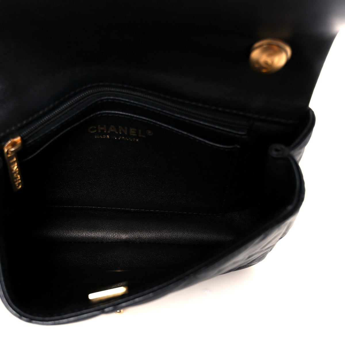 Lambskin Quilted Pearl Medallion Flap Black