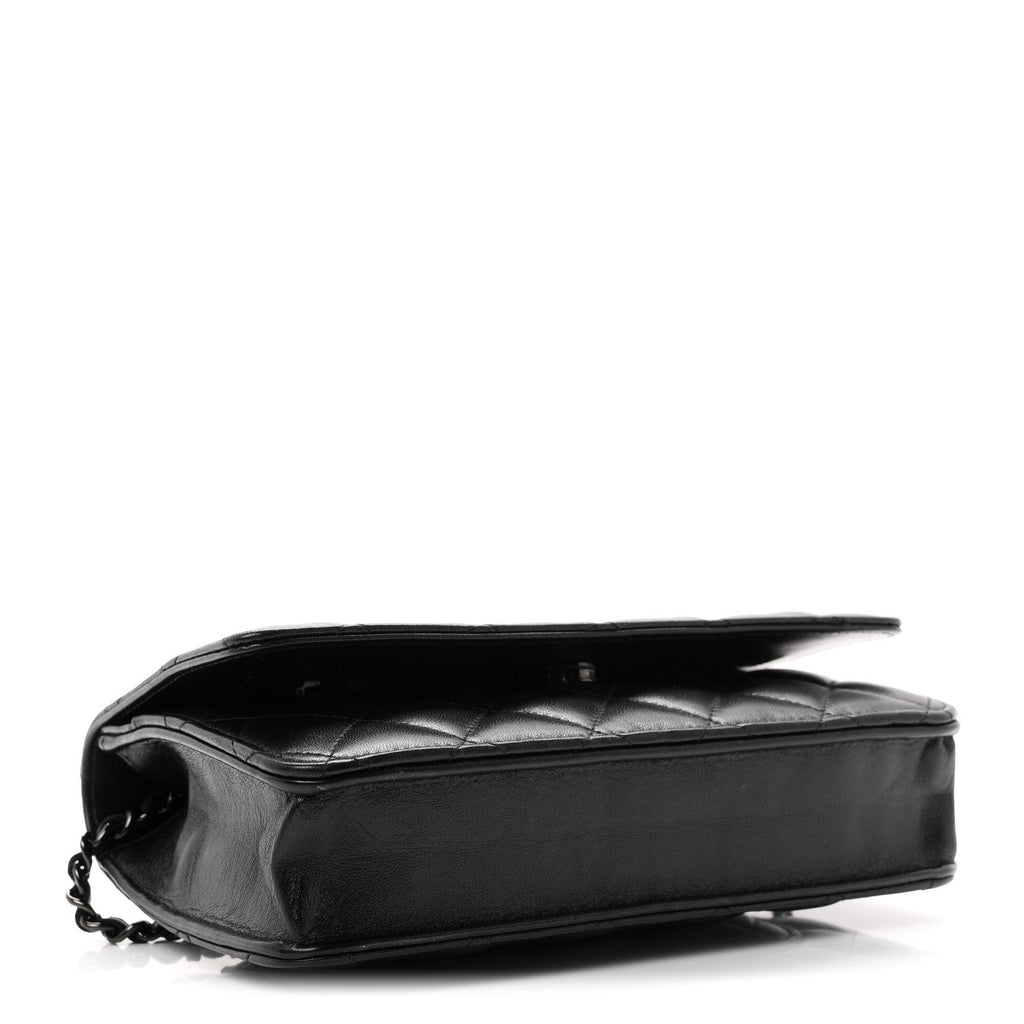 Lambskin Quilted Wallet On Chain WOC So Black