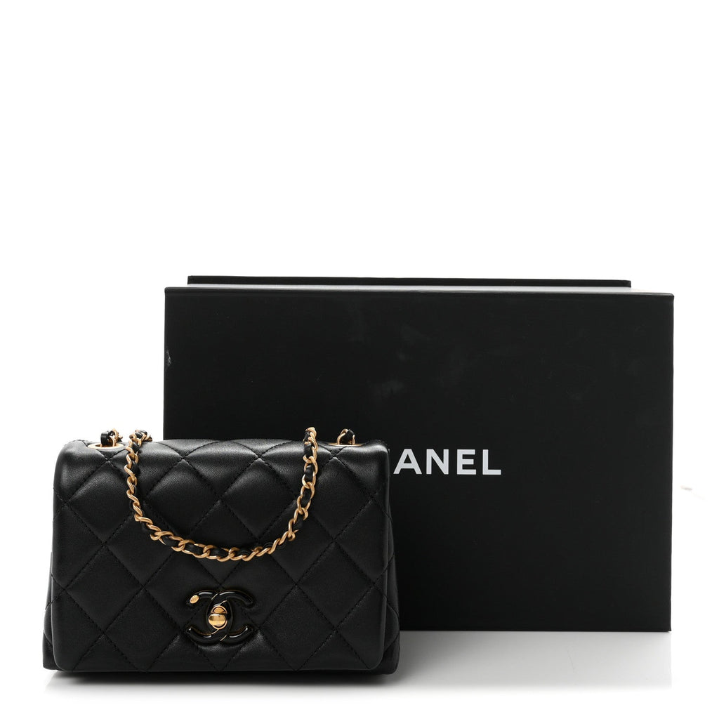 Shiny Lambskin Quilted Enamel CC Mini Flap Black