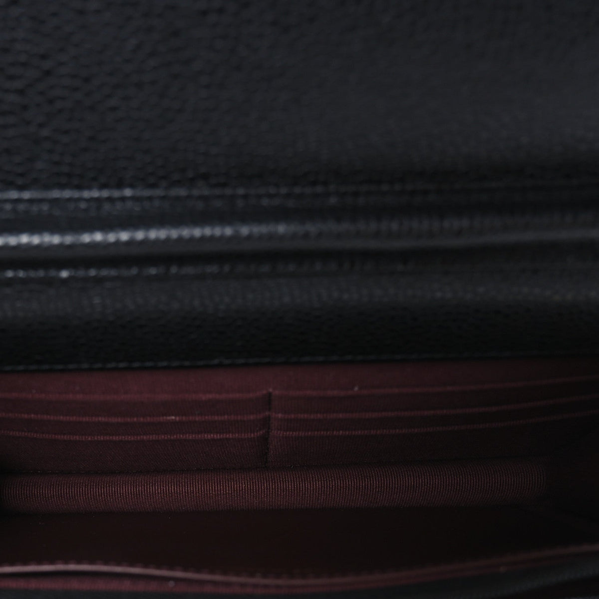 Caviar Quilted CC Turnlock Wallet On Chain WOC Black