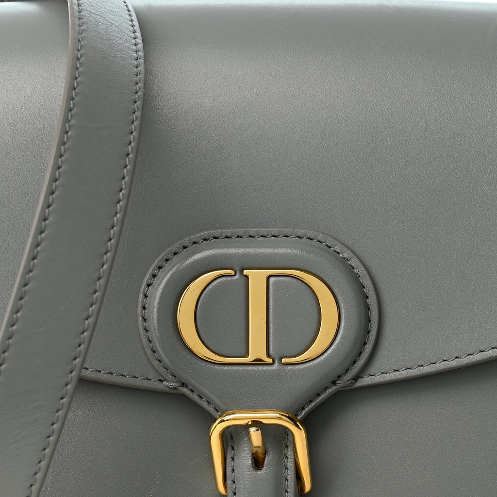 Box Calfskin Medium Bobby Flap Gray