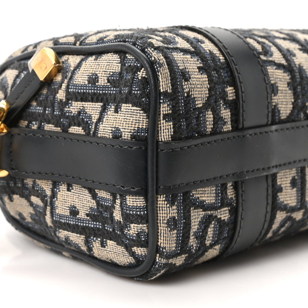 Oblique Nano Groove 17 Bag Blue
