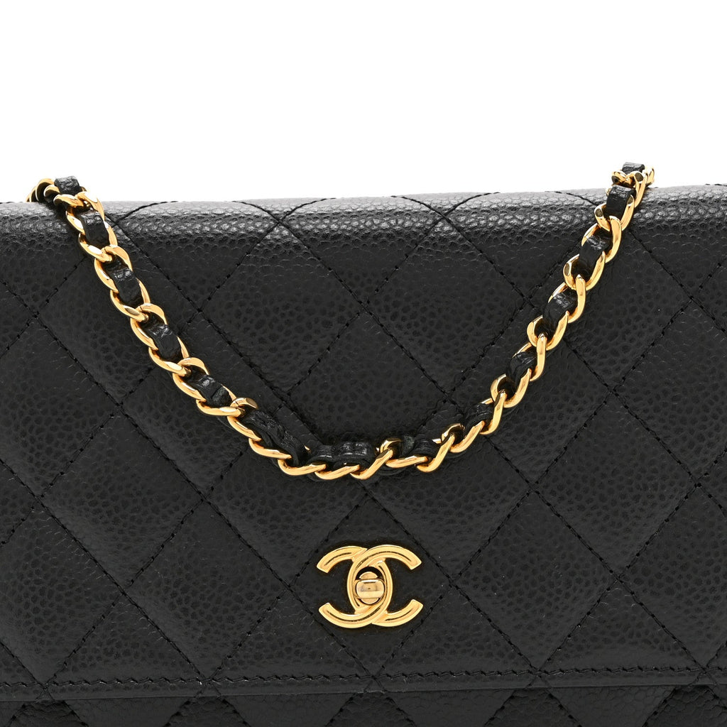 Caviar Quilted CC Turnlock Wallet On Chain WOC Black