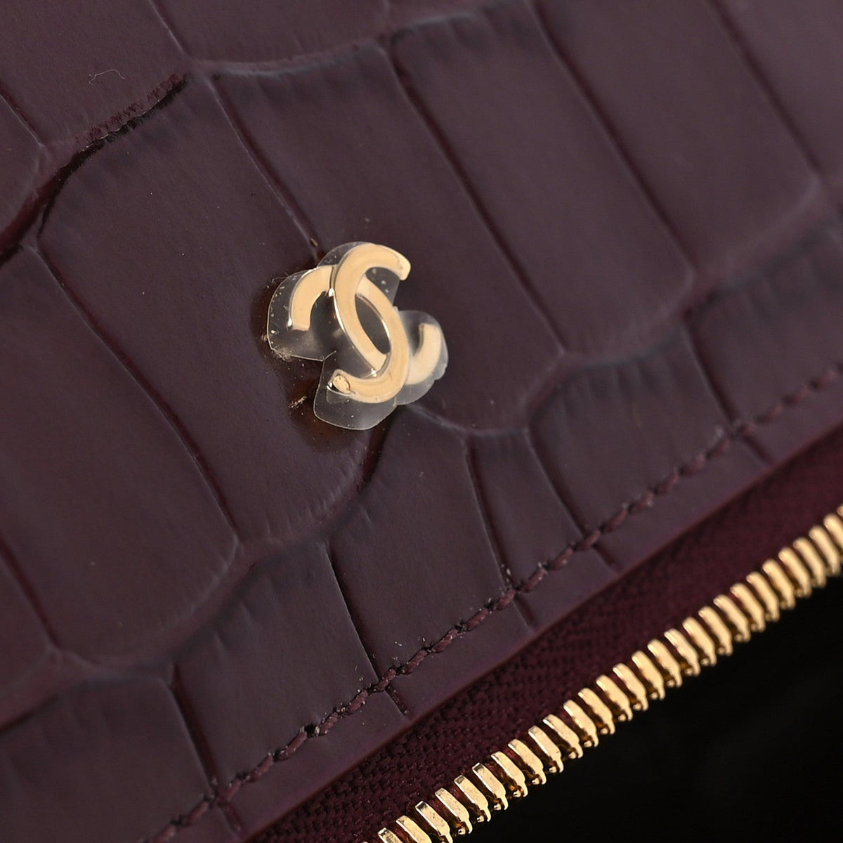 Calfskin Crocodile Embossed Crococo Exoticoco Vanity With Chain Dark Burgundy