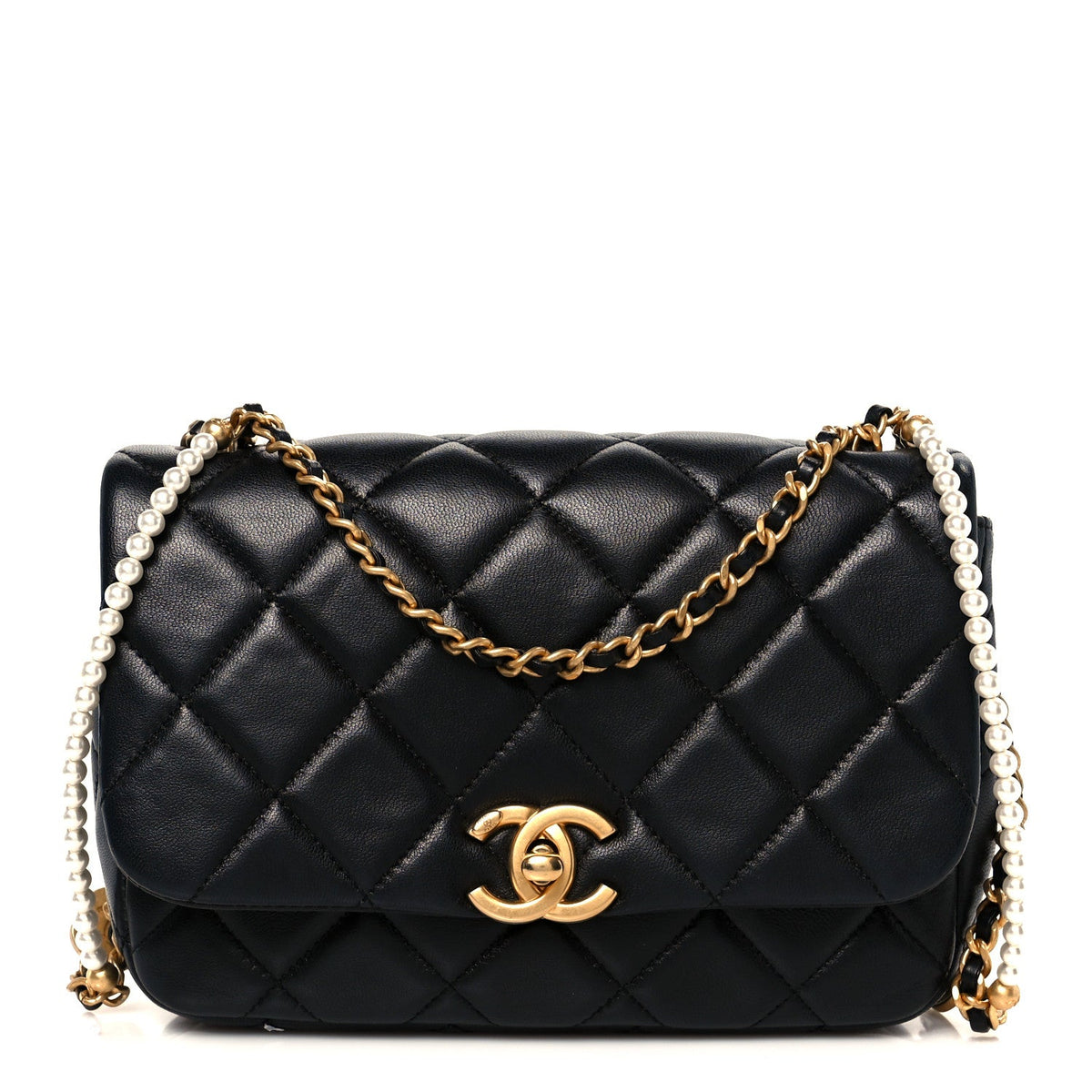 Lambskin Quilted Pearl Medallion Flap Black